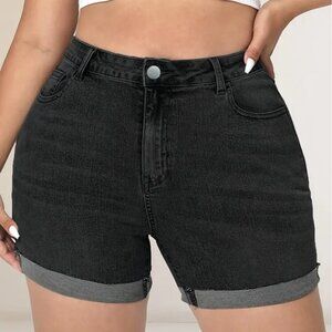 Plus size women's shorts